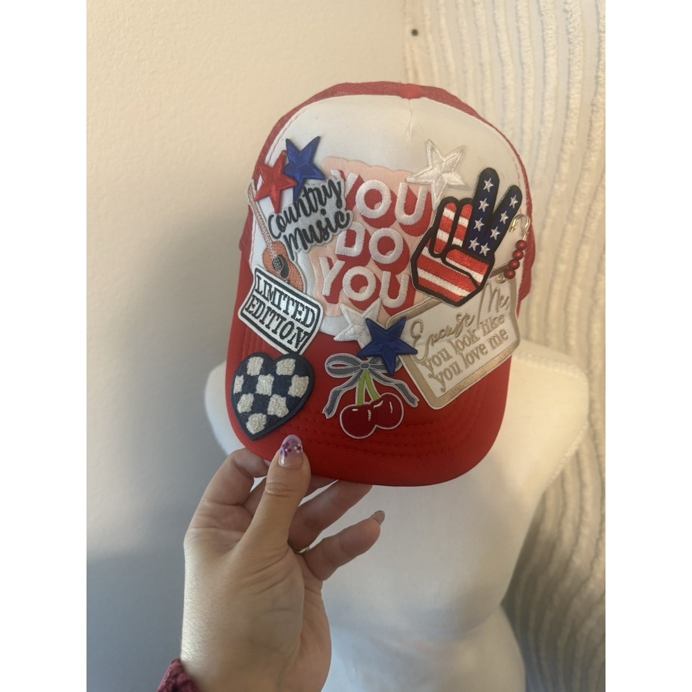 Boutique USA Red White Blue Trucker Hat Patriotic Country Music FESTIVAL Patch - Picture 2 of 7